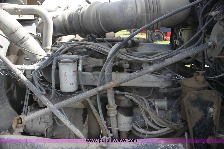 image for item I7359 1987 Mack RW713 dump truck