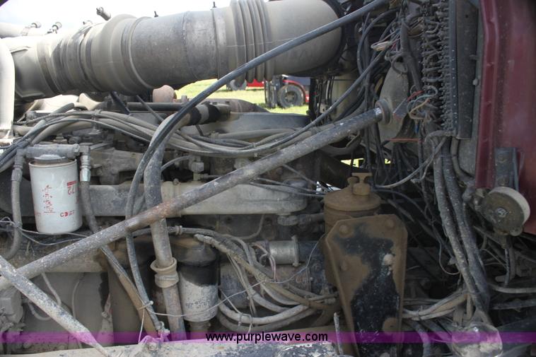 image for item I7359 1987 Mack RW713 dump truck