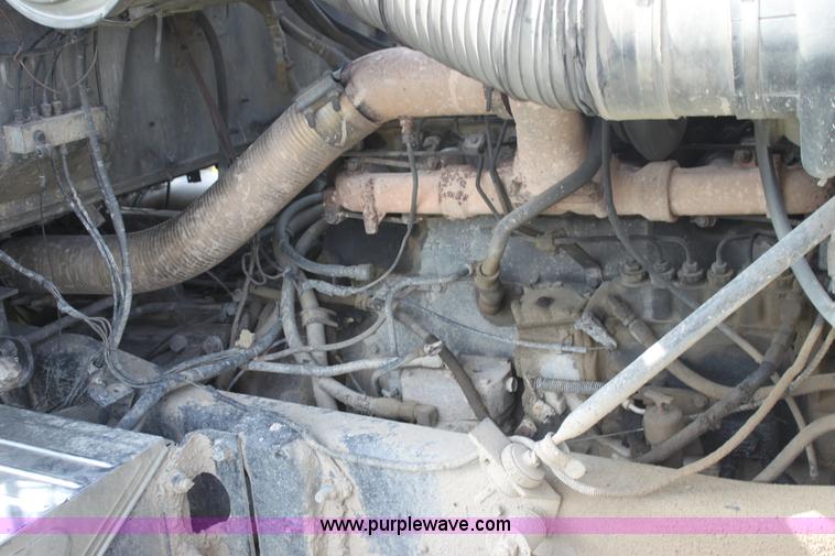 image for item I7359 1987 Mack RW713 dump truck