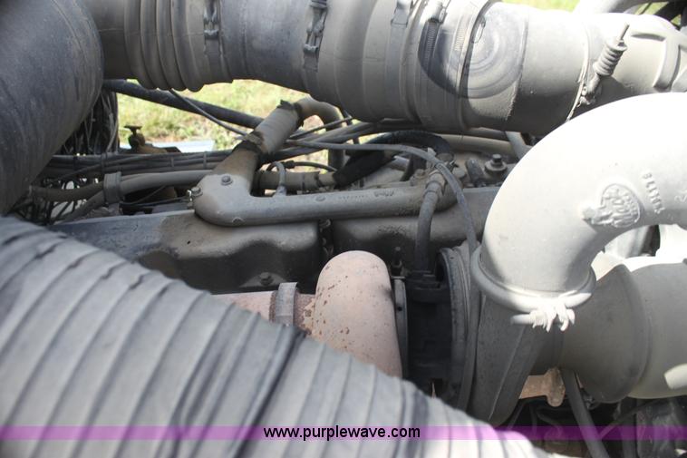 image for item I7359 1987 Mack RW713 dump truck