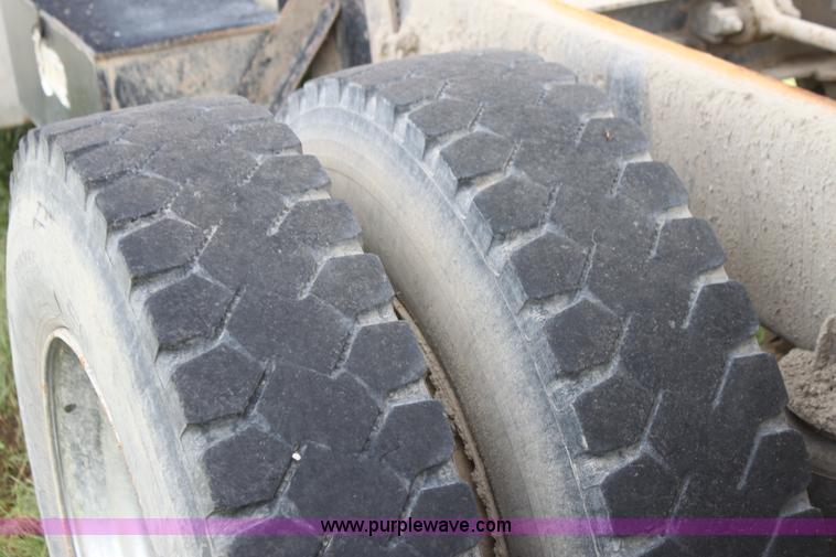 image for item I7359 1987 Mack RW713 dump truck