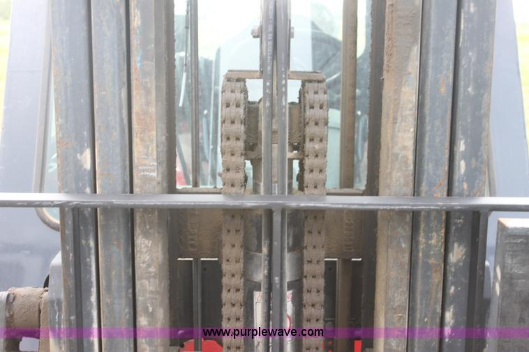 image for item I7377 Tusk 1100PGA2-8 forklift