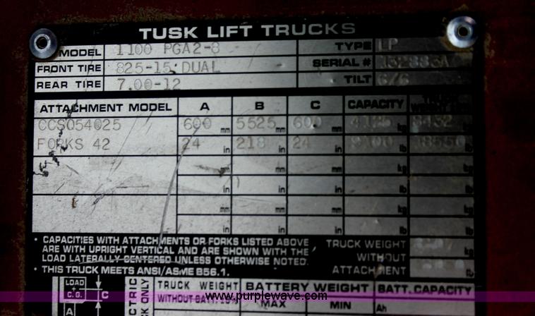 image for item I7378 Tusk 1100PGA2-8 forklift