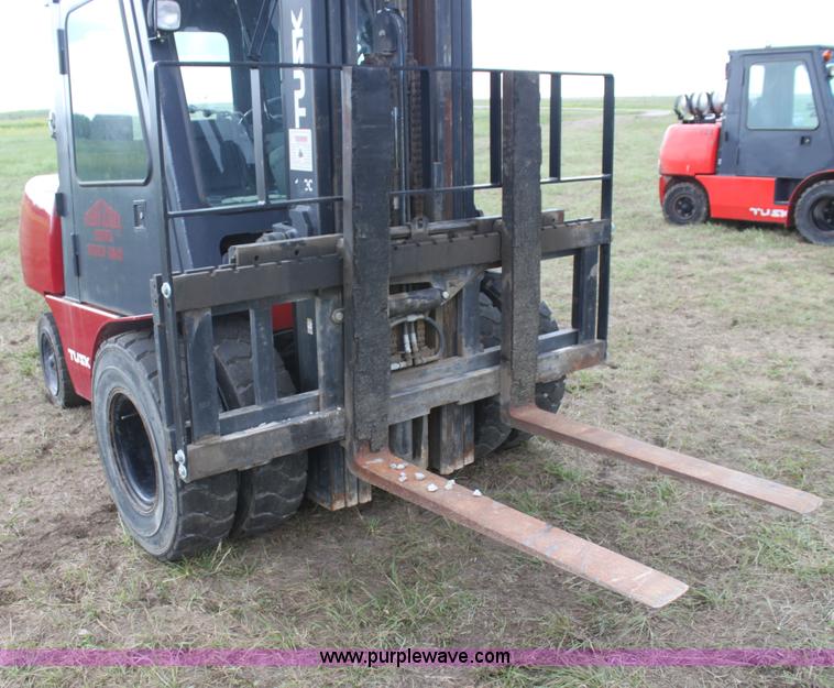 image for item I7378 Tusk 1100PGA2-8 forklift