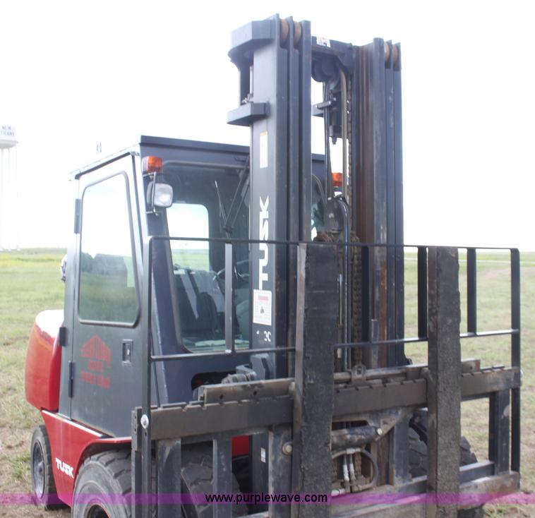image for item I7378 Tusk 1100PGA2-8 forklift