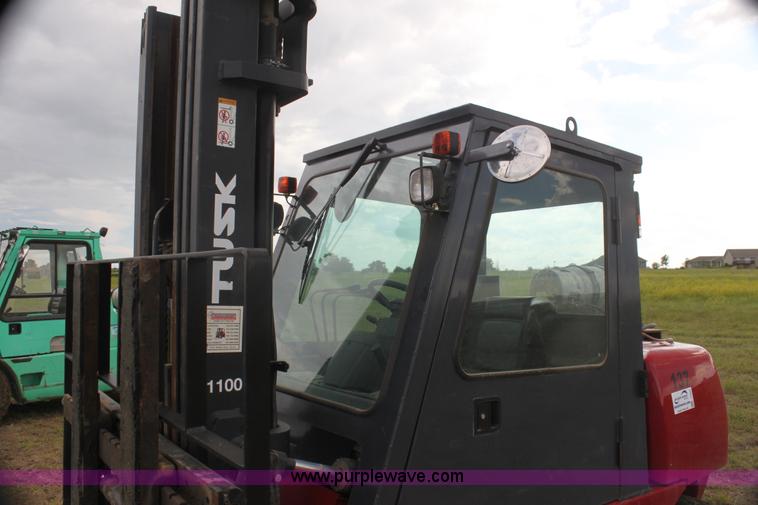 image for item I7378 Tusk 1100PGA2-8 forklift