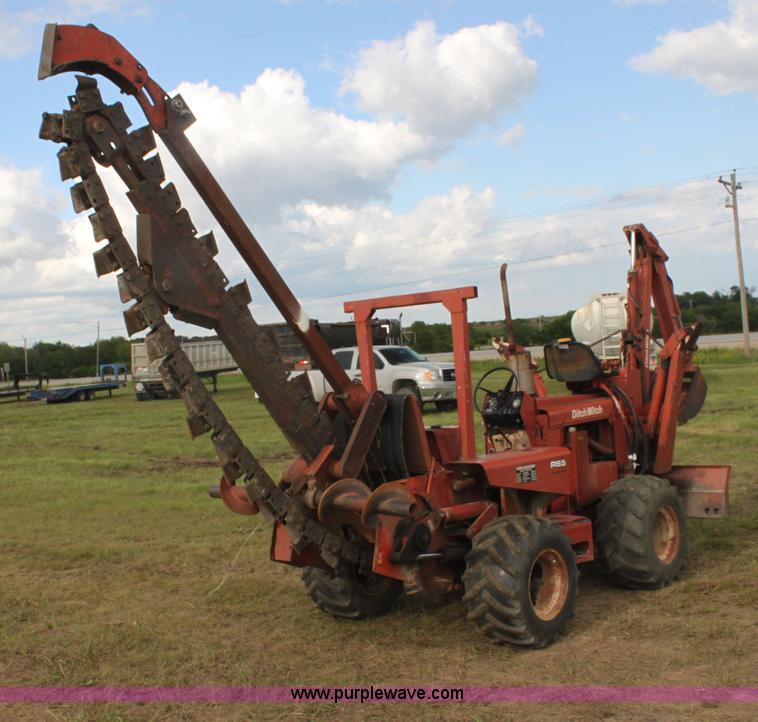 image for item I7380 Ditch Witch R65 trencher