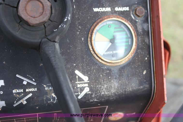 image for item I7380 Ditch Witch R65 trencher