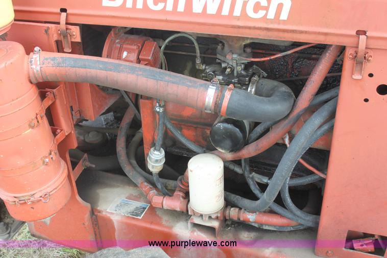 image for item I7380 Ditch Witch R65 trencher