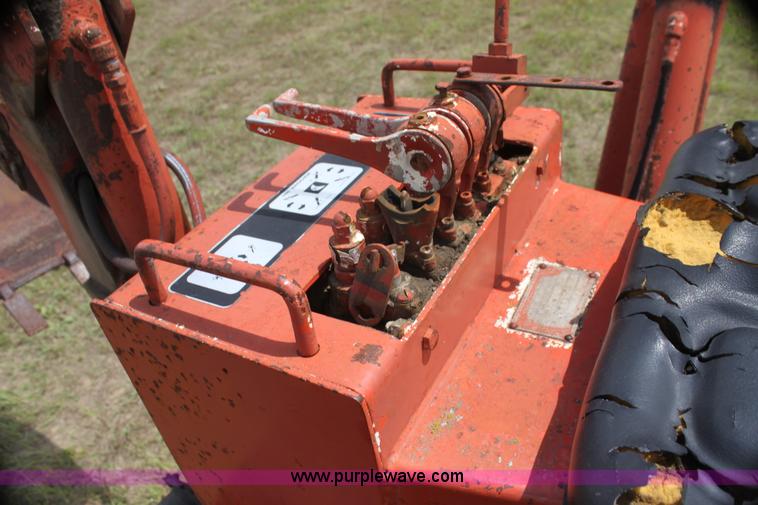 image for item I7380 Ditch Witch R65 trencher