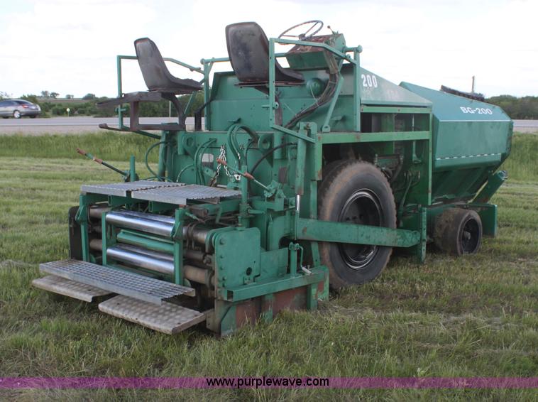 image for item I7387 Barber Greene BG200 paver