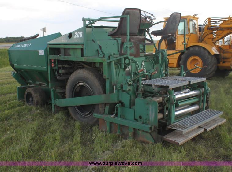 image for item I7387 Barber Greene BG200 paver