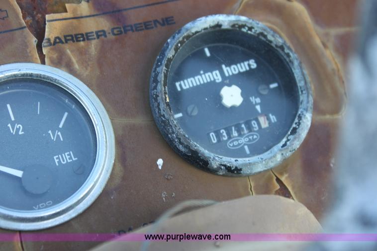 image for item I7387 Barber Greene BG200 paver