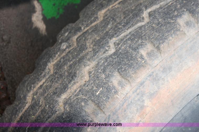 image for item I7387 Barber Greene BG200 paver