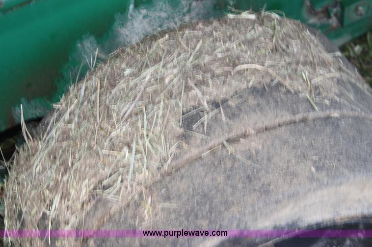 image for item I7387 Barber Greene BG200 paver