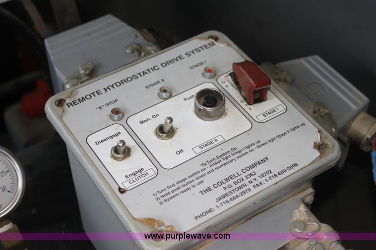 image for item I7395 2001 Volvo WG Super Stone Slinger semi truck