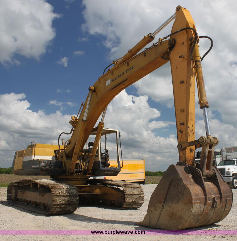 image for item I7402 Komatsu PC300LC-5L excavator