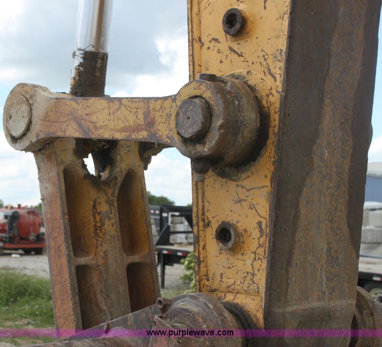 image for item I7402 Komatsu PC300LC-5L excavator