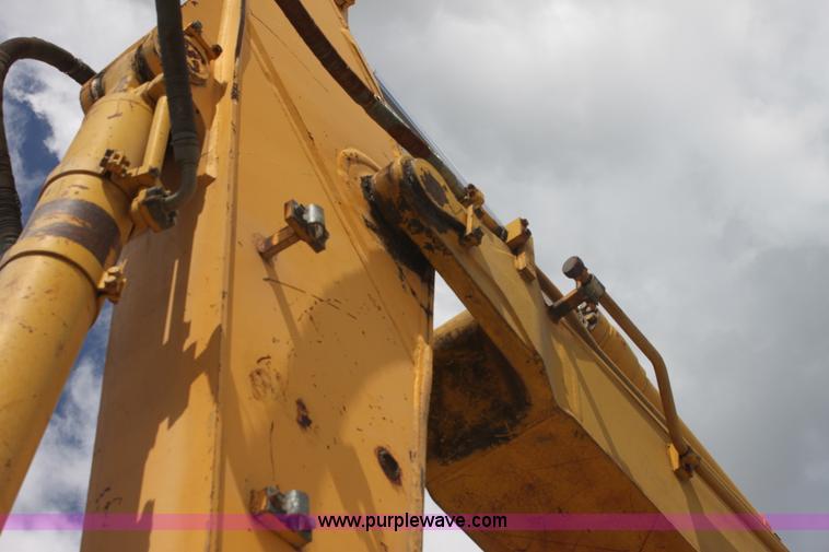 image for item I7402 Komatsu PC300LC-5L excavator