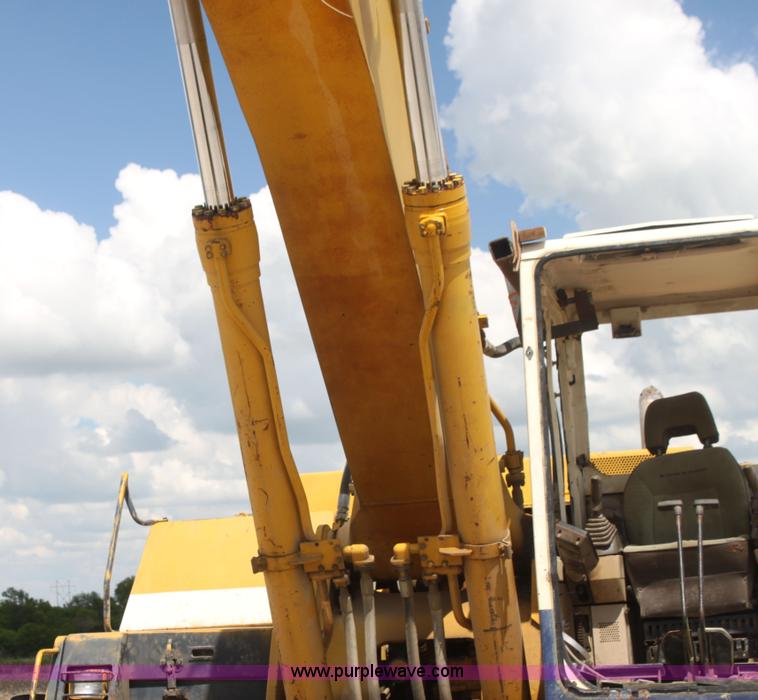 image for item I7402 Komatsu PC300LC-5L excavator