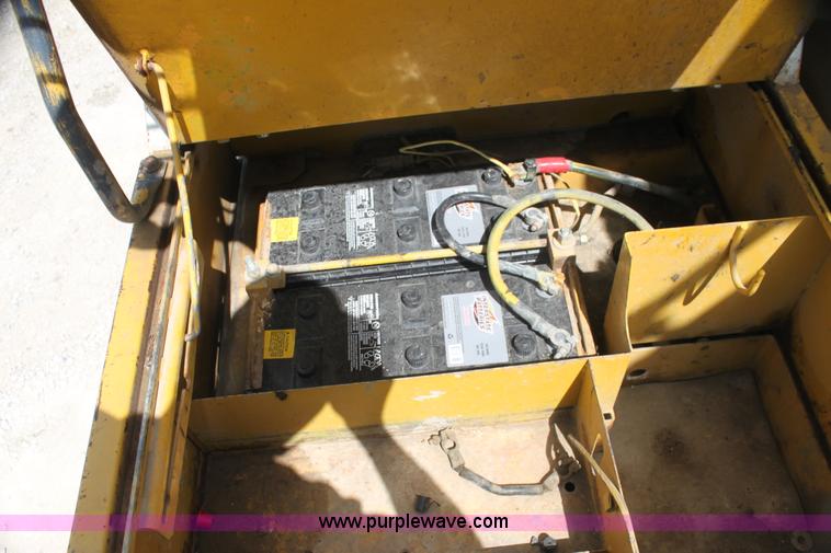 image for item I7402 Komatsu PC300LC-5L excavator