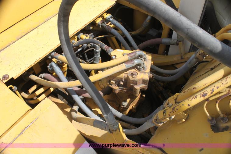 image for item I7402 Komatsu PC300LC-5L excavator