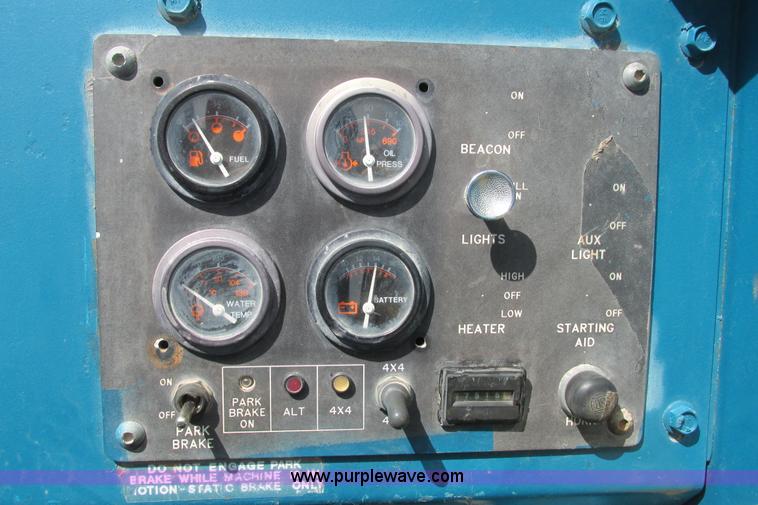 image for item I9632 1997 Gradall 534C-6 telehandler