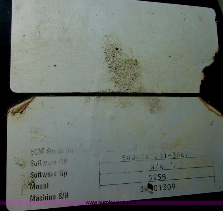 image for item J2500 2002 Caterpillar 525B grapple skidder