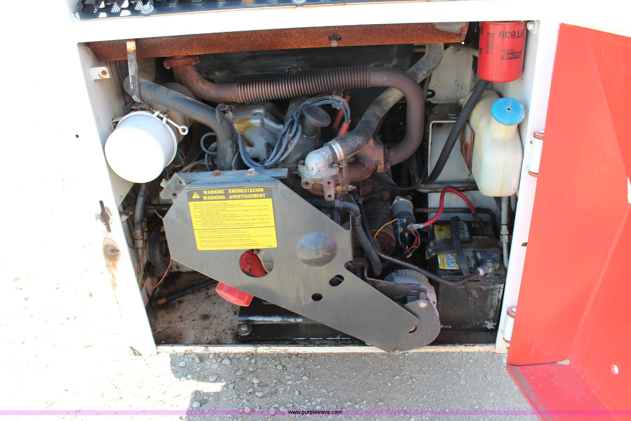 1983 Bobcat 642 skid steer in Elwood, KS Item H2534 sold Purple Wave