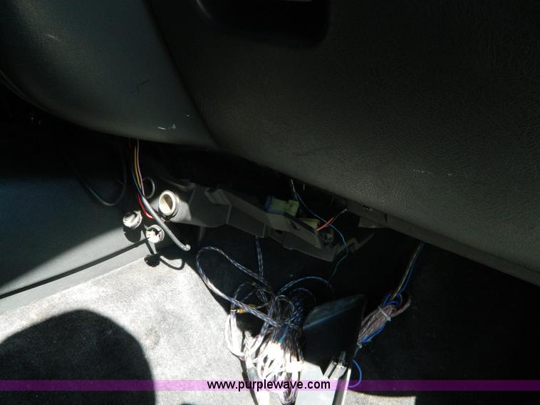 image for item AD9779 2000 GMC Sonoma Ext. Cab pickup truck