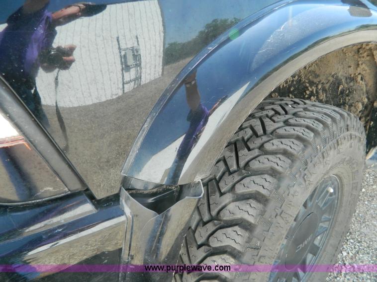 image for item AD9779 2000 GMC Sonoma Ext. Cab pickup truck