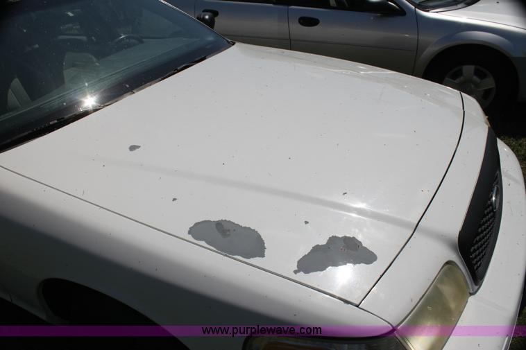 image for item AJ9423 2001 Ford Crown Victoria LX