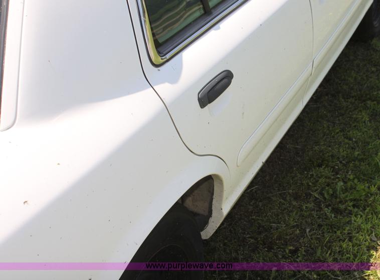 image for item AJ9423 2001 Ford Crown Victoria LX