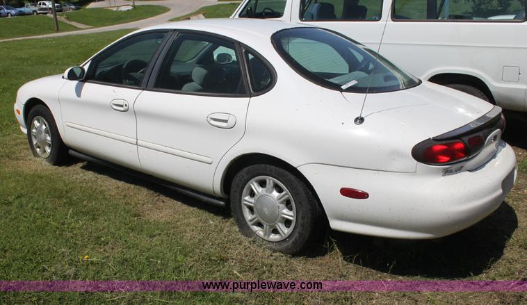 image for item AJ9426 1998 Ford Taurus LX