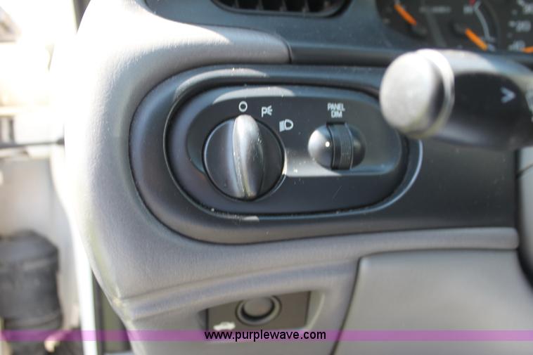 image for item AJ9426 1998 Ford Taurus LX