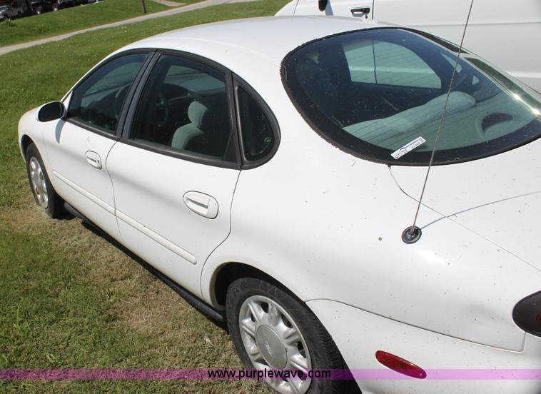 image for item AJ9426 1998 Ford Taurus LX