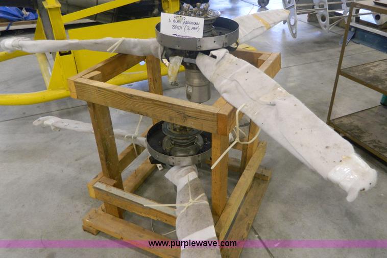 image for item AL9863 (2) three blade propellers