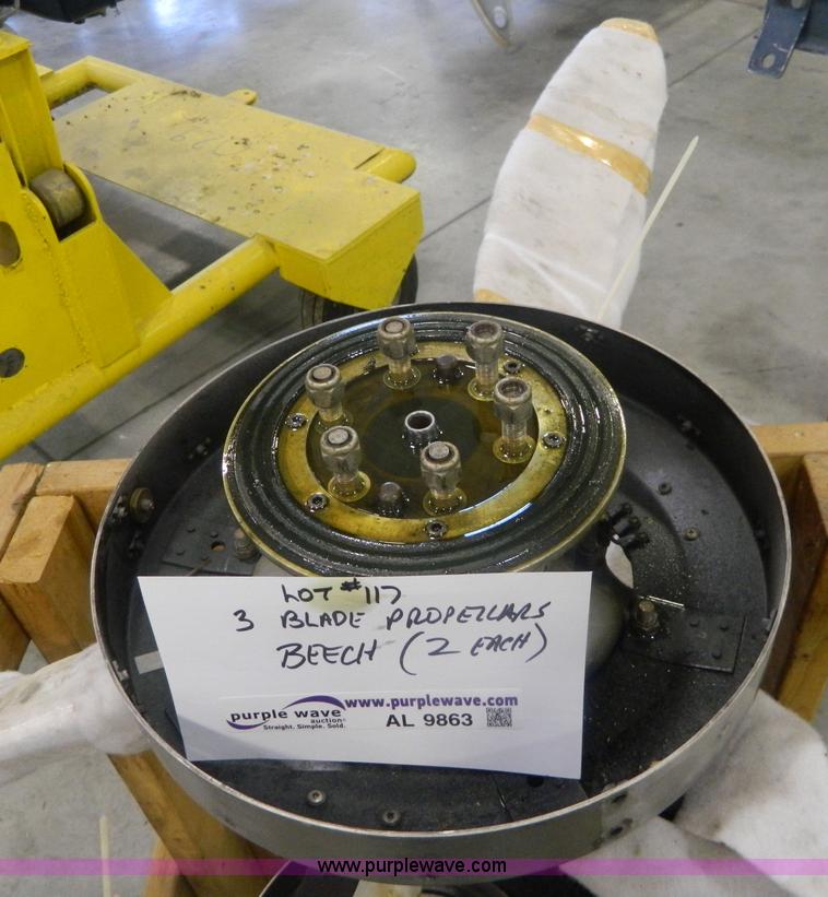 image for item AL9863 (2) three blade propellers