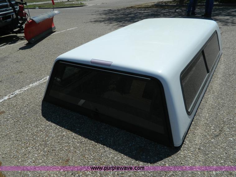 image for item AL9972 Fiberglass truck topper