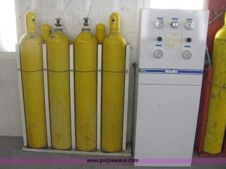 image for item AS9069 Bauer BF150 cascade SCBA fill station