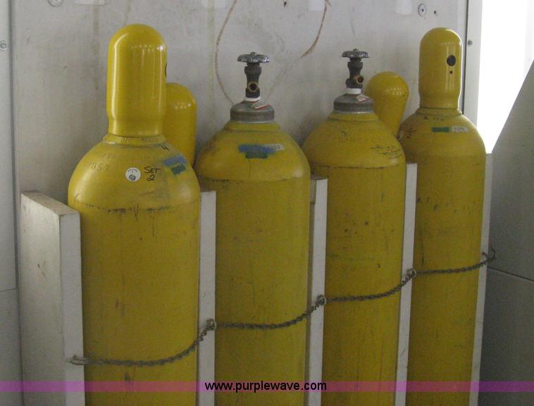 image for item AS9069 Bauer BF150 cascade SCBA fill station