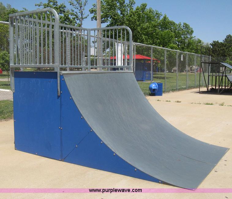 image for item AS9147 Shop built skate park ramp and skate features