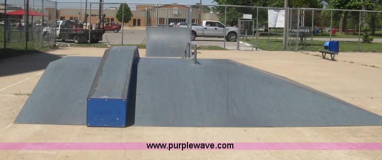 image for item AS9147 Shop built skate park ramp and skate features