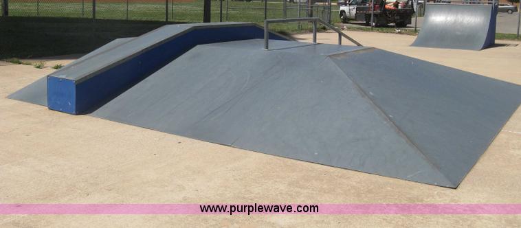 image for item AS9147 Shop built skate park ramp and skate features