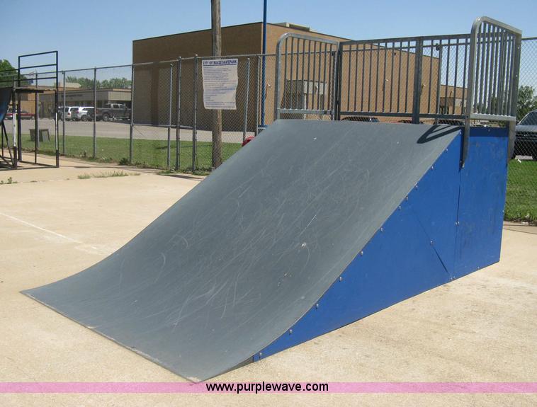 image for item AS9147 Shop built skate park ramp and skate features