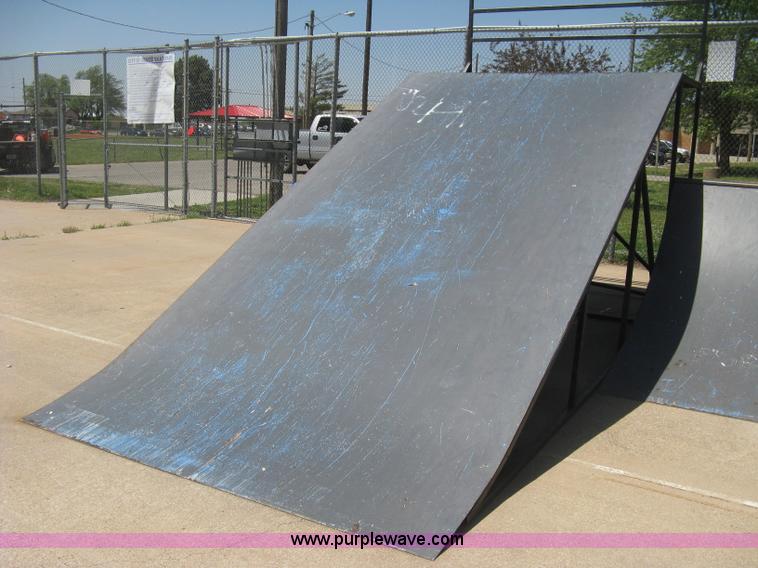 image for item AS9147 Shop built skate park ramp and skate features