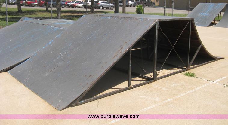 image for item AS9147 Shop built skate park ramp and skate features