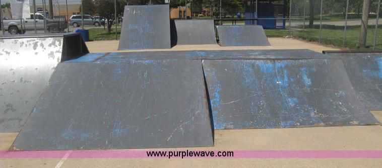 image for item AS9147 Shop built skate park ramp and skate features