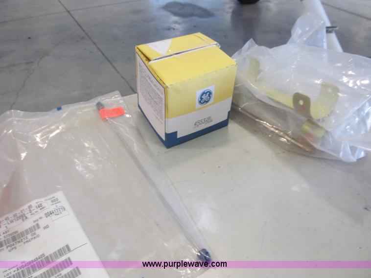 image for item AY9217 Switzer helicopter No. 269 parts and tools