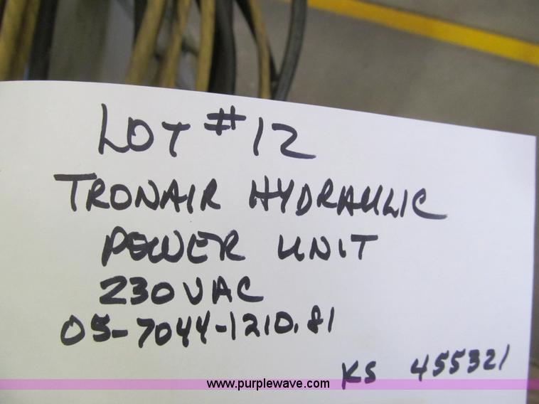 image for item AY9237 Tronair hydraulic power unit